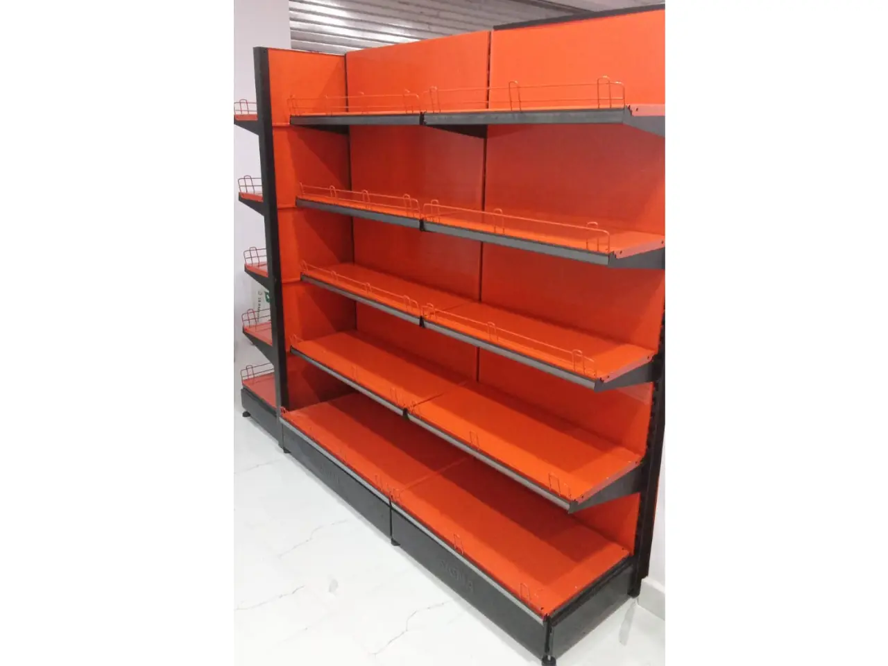 319427782_double-sided-rack for grocery-store.webp